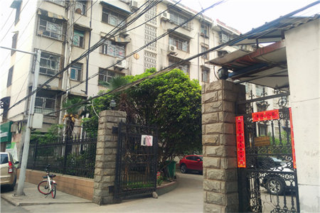 佛山中学双学区房正泰佛山名郡3室2厅2卫东平